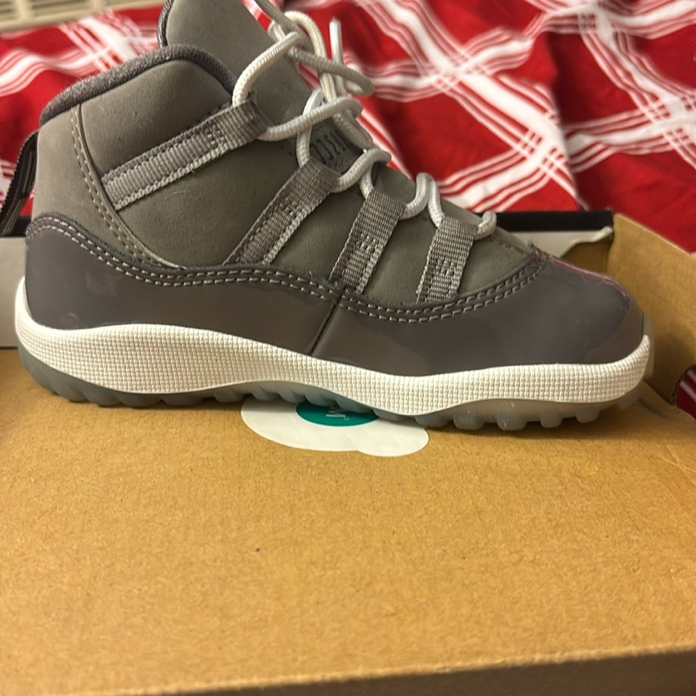 Cool gray Jorden’s